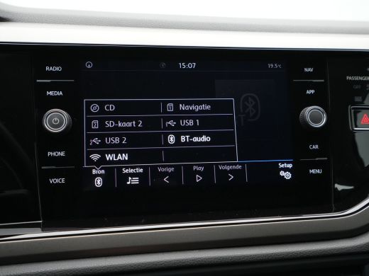 Volkswagen Polo 1.0 TSI 95pk R-line Navigatie Pdc Acc Carplay 298 ActivLease financial lease