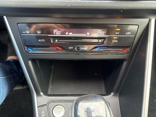 Volkswagen Polo 1.0 TSI Life Business | Automaat | A-Camera | Navi | Clima | ActivLease financial lease