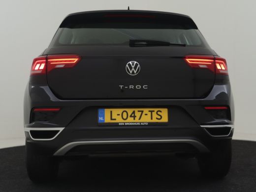 Volkswagen T-Roc 1.5 TSI Style 150pk DSG/AUTO | Navigatie | Adaptief cruise control | Parkeersensoren v+a | Airco ... ActivLease financial lease