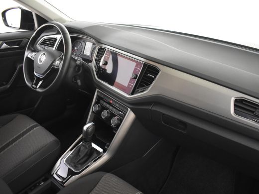 Volkswagen T-Roc 1.5 TSI Style 150pk DSG/AUTO | Navigatie | Adaptief cruise control | Parkeersensoren v+a | Airco ... ActivLease financial lease