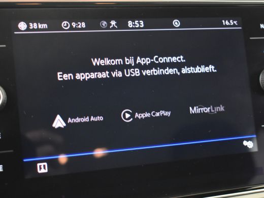 Volkswagen T-Roc 1.5 TSI Style 150pk DSG/AUTO | Navigatie | Adaptief cruise control | Parkeersensoren v+a | Airco ... ActivLease financial lease