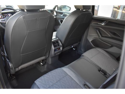 Volkswagen Tayron Life Edition Inclusief €2000,- inruilvoordeel | ADAPT.CRUISE | ELEKT.PAKKET | APP CONECT | TREKHA... ActivLease financial lease