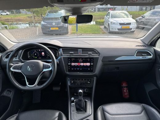 Volkswagen Tiguan 1.4 TSI eHybrid Elegance 180 kw Trekhaak | Leder | PHEV | NAVI | A Camera | ActivLease financial lease