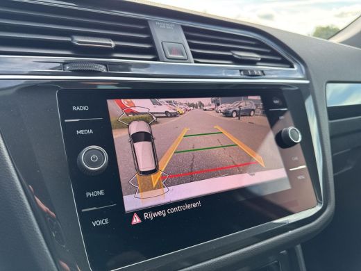 Volkswagen Tiguan 1.4 TSI eHybrid Elegance 180 kw Trekhaak | Leder | PHEV | NAVI | A Camera | ActivLease financial lease