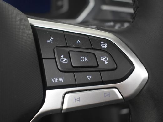 Volkswagen Tiguan 1.4 TSI eHybrid R-Line Business+ 245pk | Glazen Panoramadak | Trekhaak uitklapbaar | Massage stoe... ActivLease financial lease