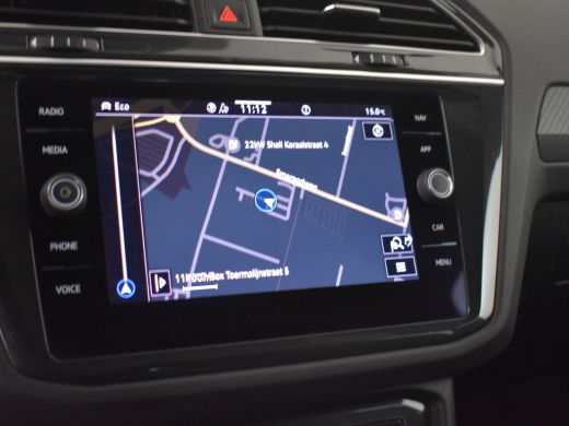Volkswagen Tiguan 1.4 TSI eHybrid R-Line Business+ 245pk | Trekhaak | Dodehoekdetectie | Matrix koplampen | Navigat... ActivLease financial lease