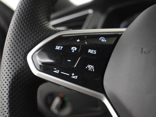 Volkswagen Tiguan 1.4 TSI eHybrid R-Line Business+ 245pk | Trekhaak | Dodehoekdetectie | Matrix koplampen | Navigat... ActivLease financial lease