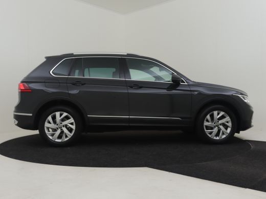 Volkswagen Tiguan 1.4 TSI eHybrid 245pk Elegance | Lederen bekleding | Trekhaak | Matrix LED | Dode Hoek Waarschuwi... ActivLease financial lease