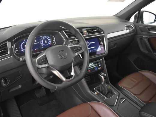 Volkswagen Tiguan 1.4 TSI eHybrid 245pk Elegance | Lederen bekleding | Trekhaak | Matrix LED | Dode Hoek Waarschuwi... ActivLease financial lease
