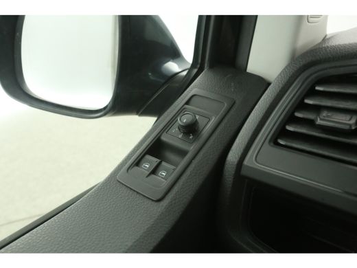 Volkswagen Transporter 2.0 TDI L1H1 | 150PK | Airco | Cruise | Parkeersens | Trekh. | 18"LMV ActivLease financial lease