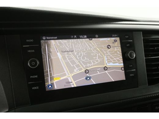 Volkswagen Transporter 2.0 TDI L2H1 150PK DSG Automaat Airco Carplay Cruise Navi PDC 16''LMV Trekhaak ActivLease financial lease