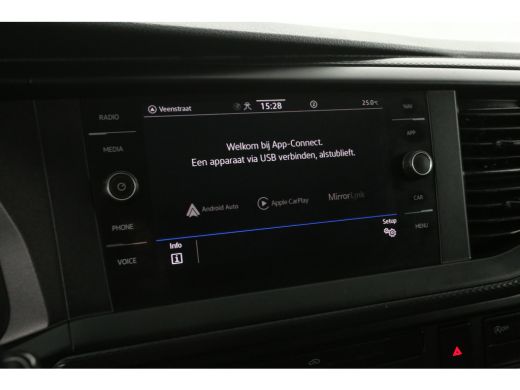 Volkswagen Transporter 2.0 TDI L2H1 150PK DSG Automaat Airco Carplay Cruise Navi PDC 16''LMV Trekhaak ActivLease financial lease