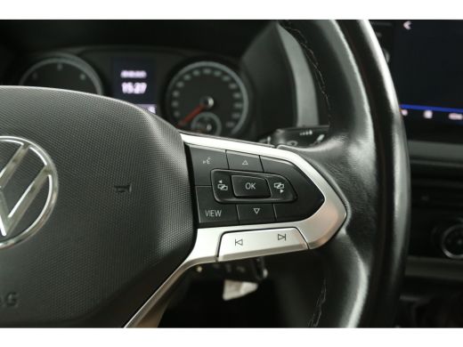 Volkswagen Transporter 2.0 TDI L2H1 150PK DSG Automaat Airco Carplay Cruise Navi PDC 16''LMV Trekhaak ActivLease financial lease