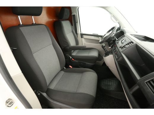 Volkswagen Transporter 2.0 TDI L1H1 Airco Trekhaak Elektrpakket Imperiaal Sidebars ActivLease financial lease