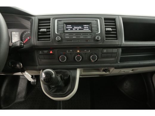 Volkswagen Transporter 2.0 TSI 150PK L1H1 | Benzine | EMISSIEVRIJE ZONE | Airco Trekhaak Elektrpakket Schuifdeur ActivLease financial lease