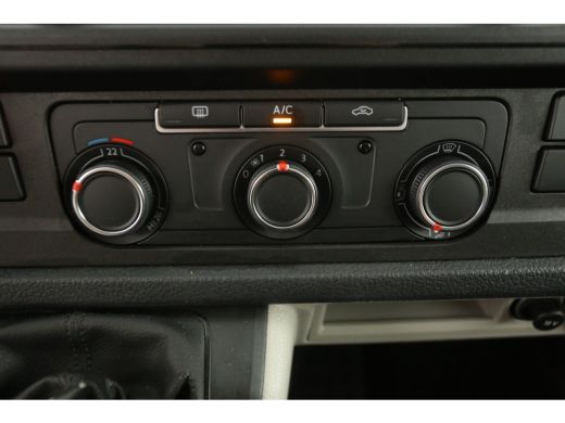 Volkswagen Transporter 2.0 TSI 150PK L1H1 | Benzine | EMISSIEVRIJE ZONE | Airco Trekhaak Elektrpakket Schuifdeur ActivLease financial lease