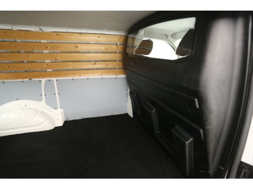 Volkswagen Transporter 2.0 TSI 150PK L1H1 | Benzine | EMISSIEVRIJE ZONE | Airco Trekhaak Elektrpakket Schuifdeur ActivLease financial lease