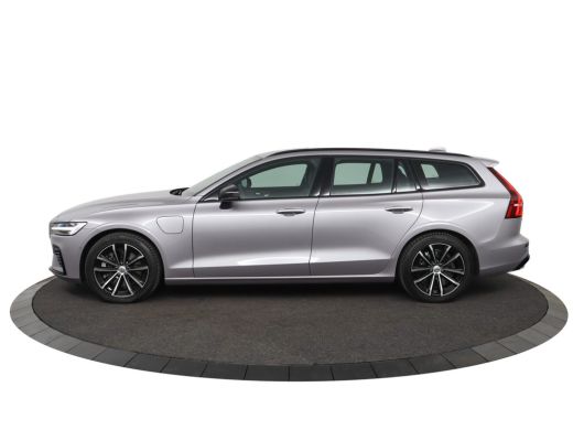 Volvo  V60 T6 AWD Plus Dark | Trekhaak | 360 camera | Stoel + Stuurverwarming |  Harman Kardon | ActivLease financial lease