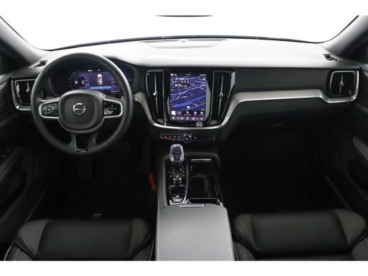 Volvo  V60 T6 AWD Plus Dark | Trekhaak | 360 camera | Stoel + Stuurverwarming |  Harman Kardon | ActivLease financial lease