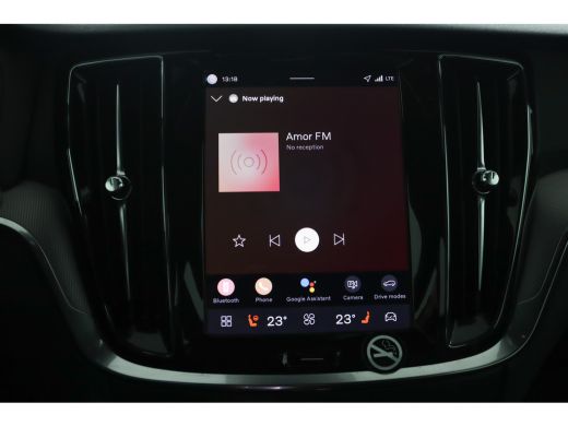 Volvo  V60 T6 AWD Plus Dark | Trekhaak | 360 camera | Stoel + Stuurverwarming |  Harman Kardon | ActivLease financial lease