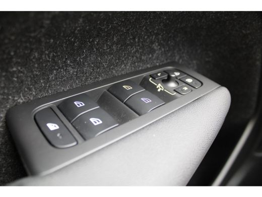 Volvo  XC40 1.5 T3 Inscription | 360 camera | Stoelverwarming | Adaptieve cruise control | BLIS | ActivLease financial lease