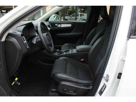 Volvo  XC40 1.5 T3 Inscription | 360 camera | Stoelverwarming | Adaptieve cruise control | BLIS | ActivLease financial lease