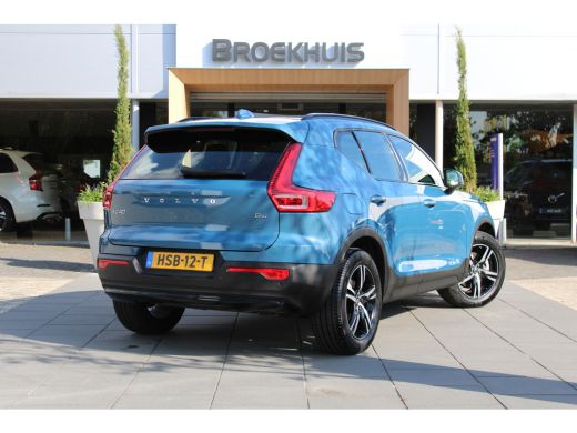 Volvo  XC40 B4 Plus Dark | Stoel + Stuurwielverwarming | Trekhaak | Adaptieve cruise control | BLIS | ActivLease financial lease