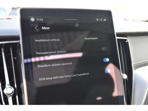 Volvo  XC60 2.0 T6 Plug-in hybrid AWD Ultra Black Edition | Nieuw Model! | B&W | Luchtvering | Panoramadak | ActivLease financial lease