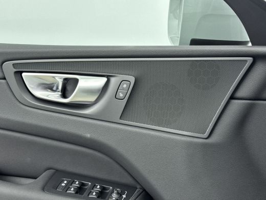 Volvo  XC60 T6 Essential Park Assist- Driver Assist- Climate Pack ActivLease financial lease