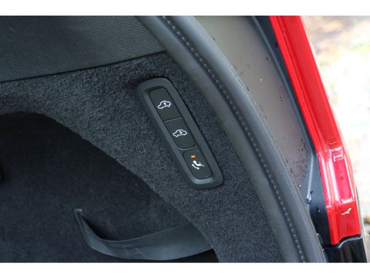 Volvo  XC90 2.0 T8 Twin Engine AWD | NL-AUTO! | 1 EIGENAAR! | LUCHTVERING | EL. TREKHAAK 2400KG | PANODAK | L... ActivLease financial lease