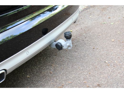 Volvo  XC90 2.0 T8 Twin Engine AWD | NL-AUTO! | 1 EIGENAAR! | LUCHTVERING | EL. TREKHAAK 2400KG | PANODAK | L... ActivLease financial lease