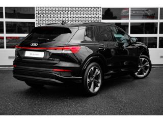 Audi Q4 e-tron S edition | Achterklep, automatisch bedienbaar | Achteruitrijcamera | Adaptive cruise control