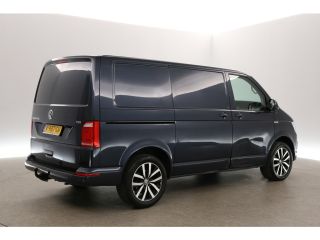 Volkswagen Transporter 2.0 TDI L1H1 150PK Airco Cruise Parkeersensoren 18"LMV Trekhaak