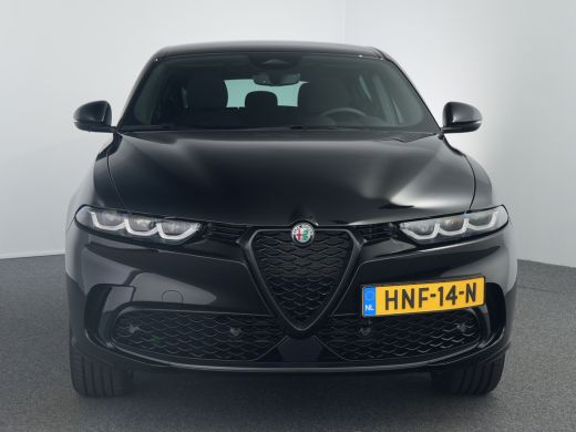 Alfa Romeo Tonale 1.3T PHEV Sprint | Achterbank met armsteun en skiluik | Achteruitrijcamera | Airco (automatisch) ActivLease financial lease