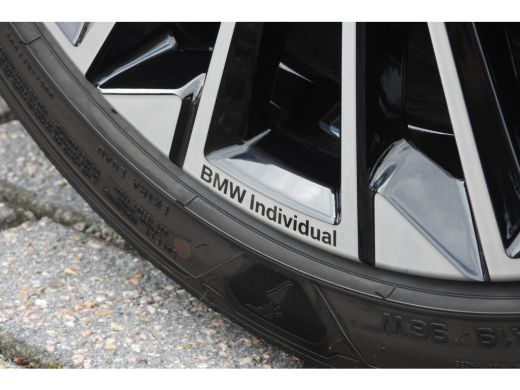 BMW 2 Serie 220i High Executive Luxury Line Automaat / Panoramadak / Trekhaak / Sportstoelen / Adaptieve LED ... ActivLease financial lease