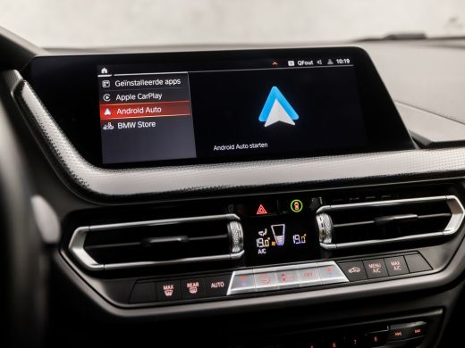 BMW 2 Serie Gran Coupé 218i Executive Sportline Automaat (APPLE CARPLAY, M STUUR, GROOT NAVI, LEDER, SFEERVER... ActivLease financial lease