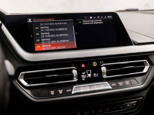 BMW 2 Serie Gran Coupé 218i Executive Sportline Automaat (APPLE CARPLAY, M STUUR, GROOT NAVI, LEDER, SFEERVER... ActivLease financial lease