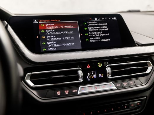 BMW 2 Serie Gran Coupé 218i Executive Sportline Automaat (APPLE CARPLAY, M STUUR, GROOT NAVI, LEDER, SFEERVER... ActivLease financial lease
