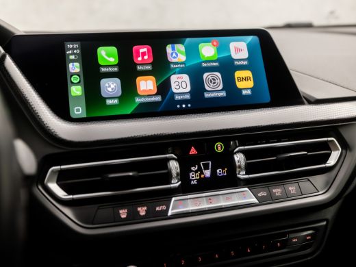BMW 2 Serie Gran Coupé 218i Executive Sportline Automaat (APPLE CARPLAY, M STUUR, GROOT NAVI, LEDER, SFEERVER... ActivLease financial lease