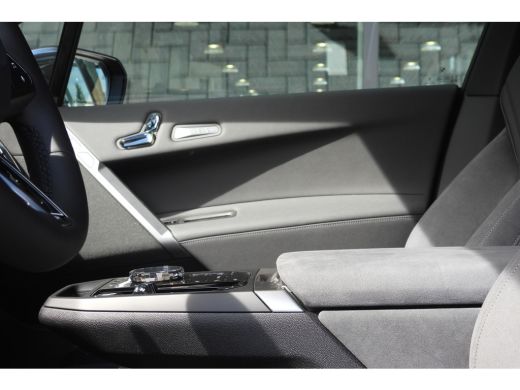 BMW iX xDrive45 M Sport / Panoramadak / Trekhaak / Soft-Close / Stoelventilatie / Parking Assistant Prof... ActivLease financial lease