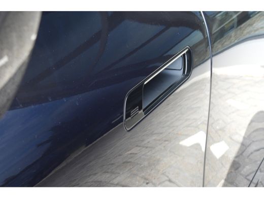BMW iX xDrive45 M Sport / Panoramadak / Trekhaak / Soft-Close / Stoelventilatie / Parking Assistant Prof... ActivLease financial lease