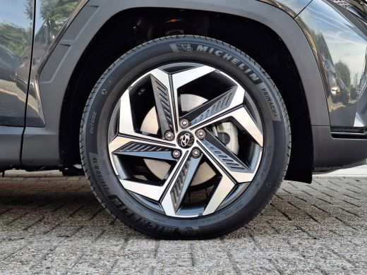 Hyundai Tucson 1.6 T-GDI PHEV Premium 4WD | 360 graden camera | Navigatie | Apple Carplay/Android Auto | Adaptie... ActivLease financial lease