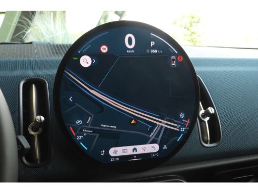 Mini Countryman C Automaat / Favoured Trim / Pakket L / 19" Kaleido Spoke 2-tone ActivLease financial lease