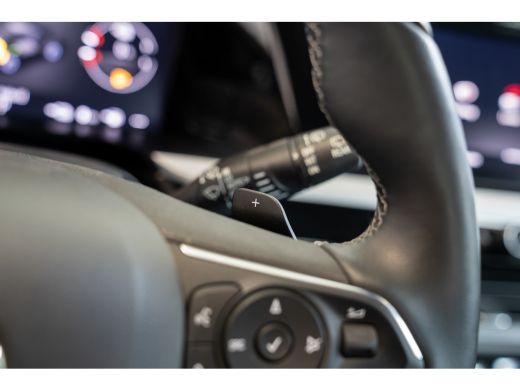 Opel Grandland 1.6 Turbo Plug-In Hybrid Business Elegance | Nacht / Infraroodcamera | Elek. Kofferklep | Adaptie... ActivLease financial lease