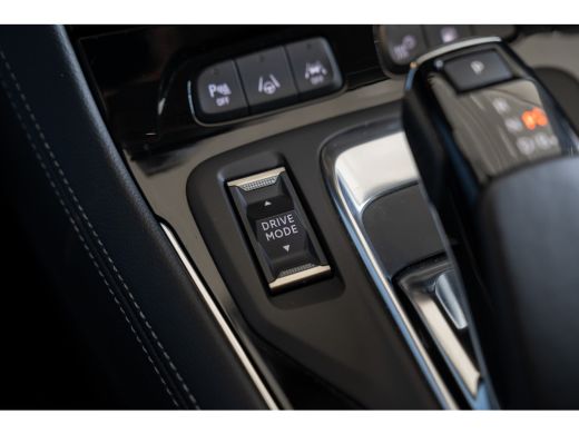 Opel Grandland 1.6 Turbo Plug-In Hybrid Business Elegance | Nacht / Infraroodcamera | Elek. Kofferklep | Adaptie... ActivLease financial lease