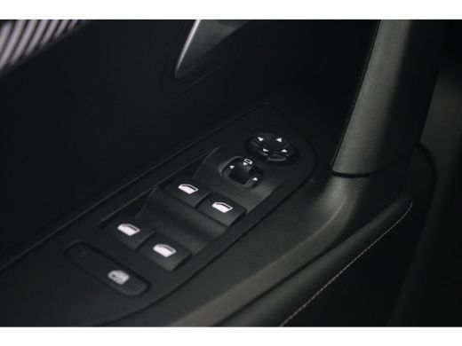 Peugeot 2008 1.2 Turbo 100-PK Allure | PARKEERCAMERA | DRAADLOZE CARPLAY | CLIMATE CONTROLE | DAB+ | NAVI ActivLease financial lease