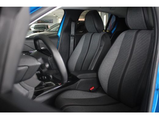 Peugeot 208 1.2 Turbo 100-PK Allure PARKEERCAMERA | NAVI | DRAADLOZE CARPLAY | DAB | CLIMATE CONTROL ActivLease financial lease