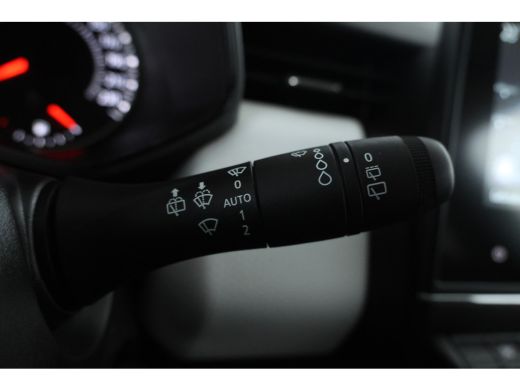 Renault Clio 1.0 TCe Intens Navigatie, Airco, Bluetooth, Cruise ActivLease financial lease