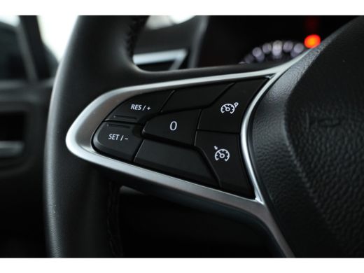 Renault Clio 1.0 TCe Intens Navigatie, Airco, Bluetooth, Cruise ActivLease financial lease