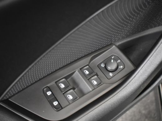 Skoda Octavia Combi 1.4 150 kW / 204 pk PHEV Elektrische Stoelen incl Memory l Leder l Stoel ventilatie ActivLease financial lease